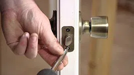 Arlington Affordable Locksmith Arlington, TX 972-810-6760 Arlington Affordable Locksmith Arlington, TX 972-810-6760 - changing-locks